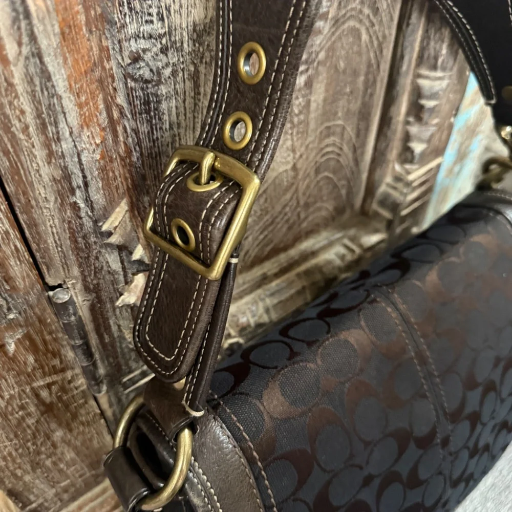 VINTAGE COACH CHOCOLATE BROWN SADDLE BAG
